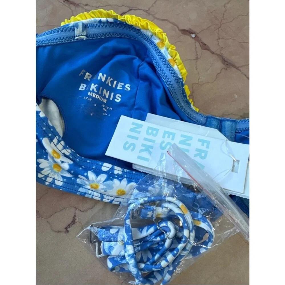 Frankies Bikinis Sweetwater Bikini Top in Blue Daisy Medium New Womens